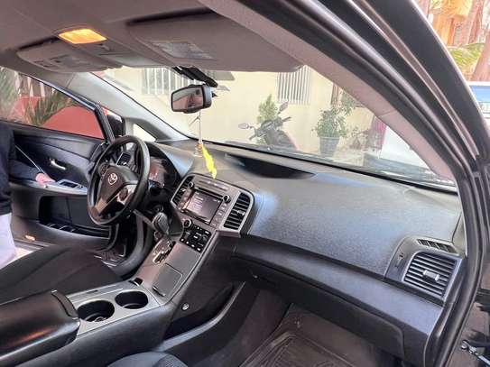 Toyota Venza image 13