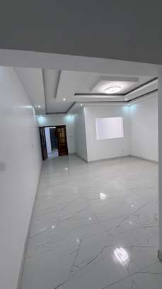APPARTEMENT F3 NEUF À THIÈS image 6