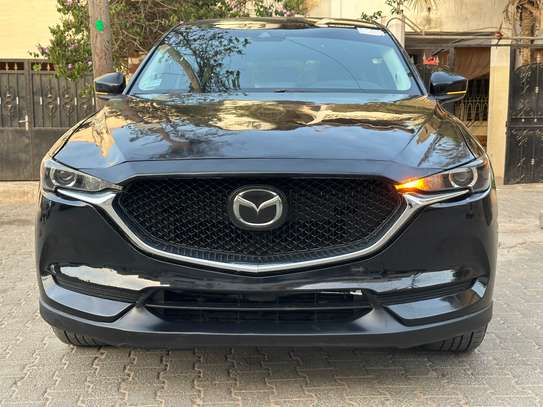 Mazda CX-5 SUV 4 portes noir performance image 2