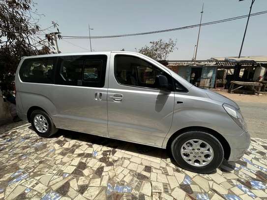 Location minibus Hyundai 11 places image 5