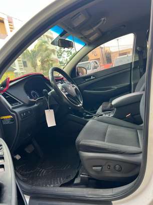 HYUNDAI TUCSON  Année : 2017 image 5