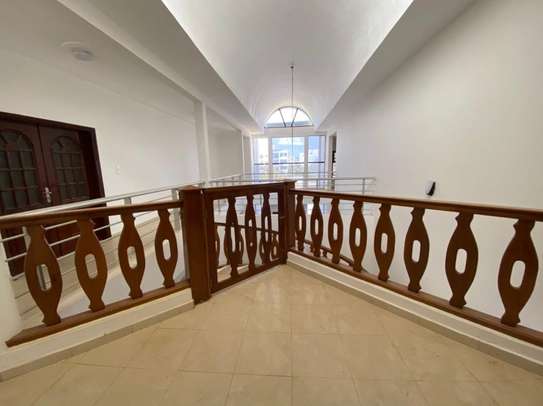 Magnifique villa à louer Almadies image 3