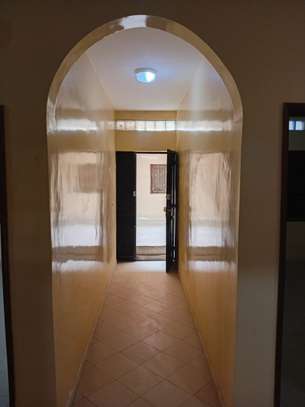 3 CHAMBRES SALON POUR BUREAU/ PETITE FAMILLE  LIB 6 EXT image 2