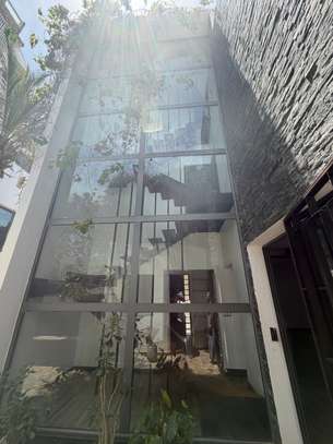 Villa de charme à louer à fann hock image 2