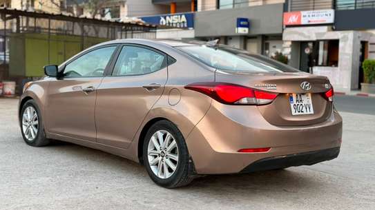 Hyundai Elantra   2016 image 9