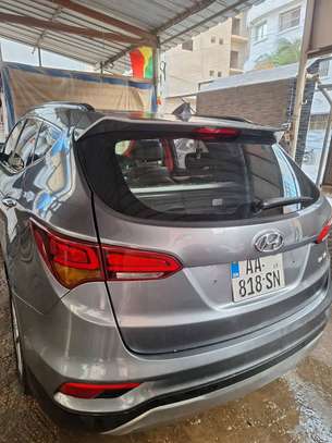 Hyundai Santafe 2016 image 6
