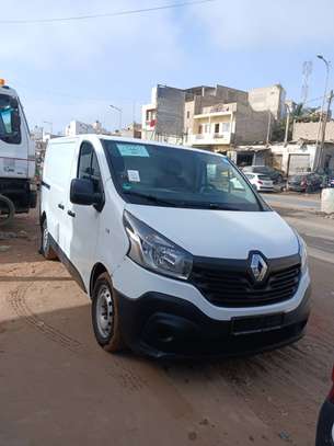 Renault trafic diesel 2016 climatisé déjà dédouaner image 10