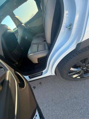 Hyundai Santafee Ultimate 2017 image 13