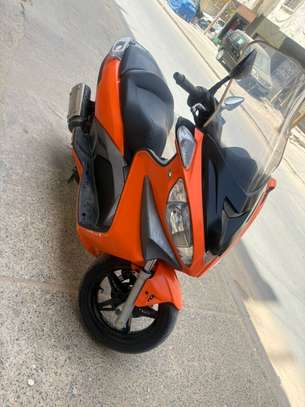 Madisone  moteur 250 injection image 3
