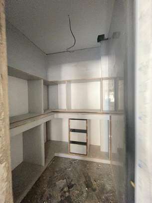 Immeuble Almakhtoum R+12 à la cité keur gorgui image 4