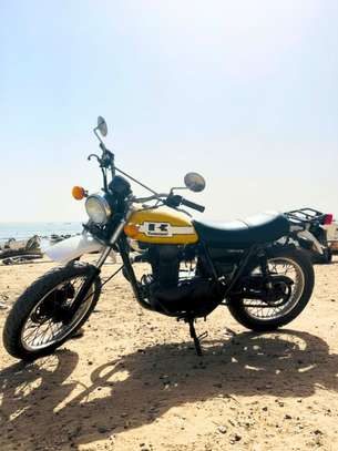 Kawasaki 250 TR Scrambler image 2