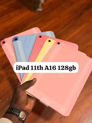 iPad 11ieme Génération Scellé image 2