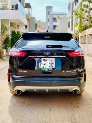 Location FORD EDGE TITANIUM image 11