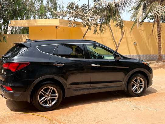 HYUNDAI SANTA FE 2017 image 3