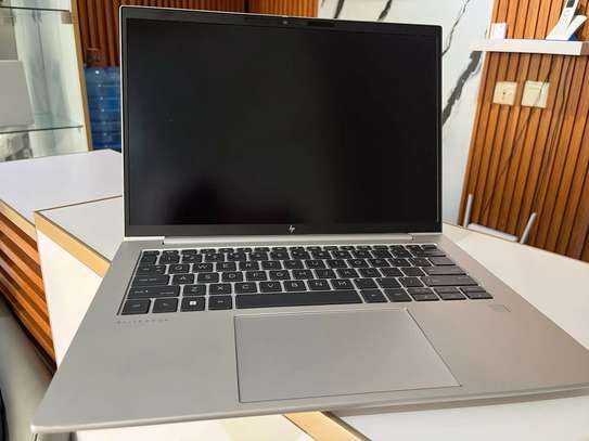 HP ELITEBOOK 845 image 2