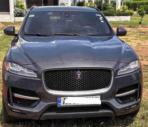 VENDS JAGUAR F-PACE V6 image 6