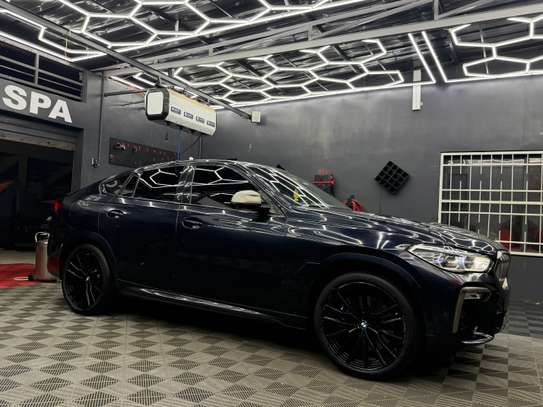BMW X6 M50i 2022 image 4