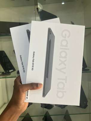 Tab S9Fe image 2