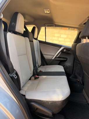 TOYOTA RAV4 XLE AWD 2018 image 11