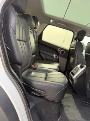 Ranger Rover sport image 9