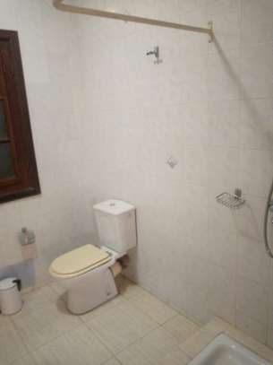 Villa à louer à la cité Cosepi aux Almadies image 10