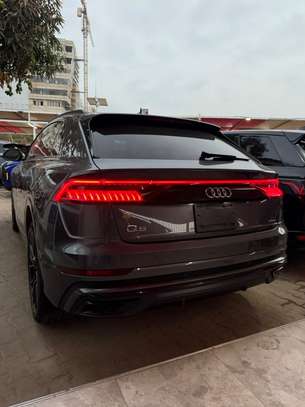 AUDI Q8 2021 image 14