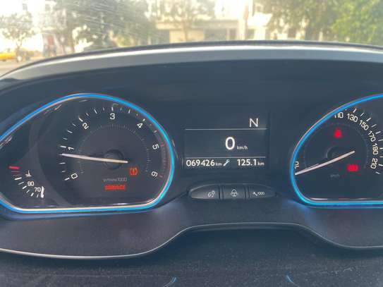 Peugeot 2008 2016 image 5