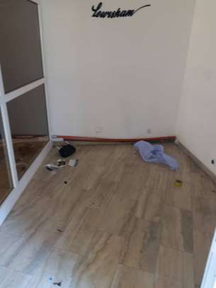 MAGASIN A LOUER A NGOR ALMADIES image 2