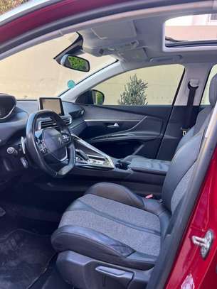 Peugeot 3008 SUV compact rouge automatique image 6