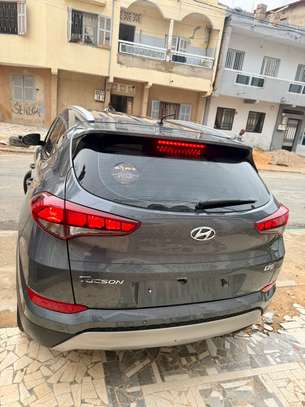 HYUNDAI TUCSON 2018 image 14
