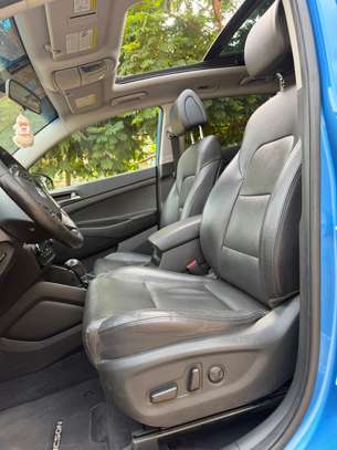 Hyundai Tucson image 8