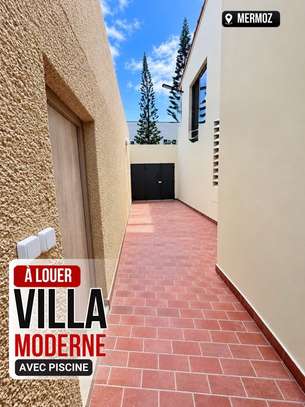 🏡 À LOUER — Très belle villa moderne avec piscine à fann image 8