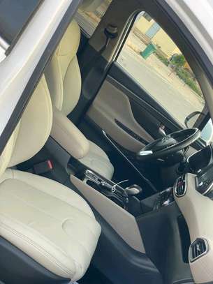 Hyundai Santa Fe AWD 2020 image 10