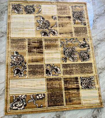 Tapis moderne deux dimensions disponibles image 15