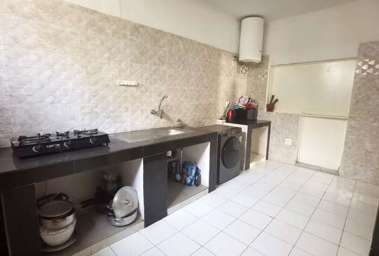 LOCATION APPARTEMENT 5 CHAMBRES image 8