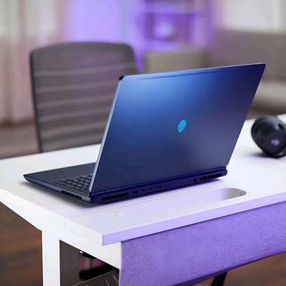 Alienware Aurora 2025 RTX 5050 image 3