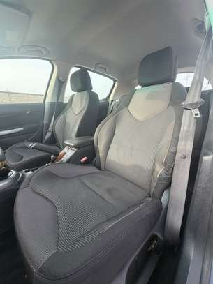 peugeot 308 année 2010 image 11