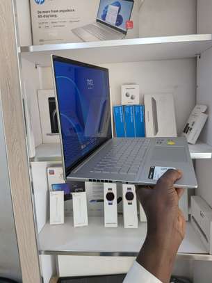 HP Envy i7  13e Generation ) 16  ) 1 T RTX 4060 de 8gb dedie image 2