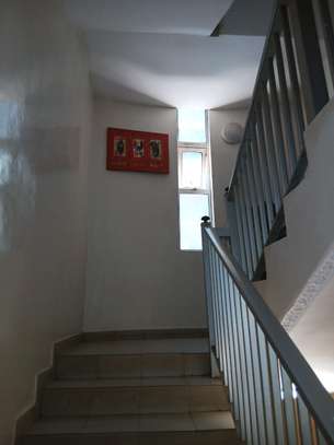 Un. Appartement f3 à louer – Ngor image 2