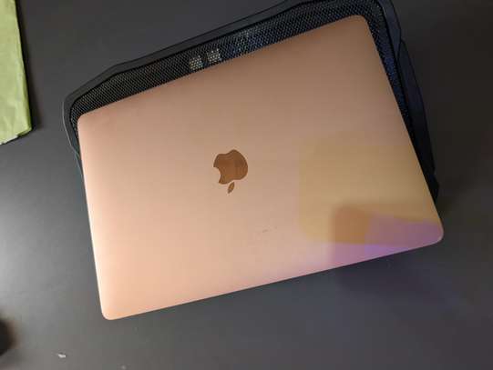 Macbook air 2019 i5 / 512gb / 8gb ram image 6