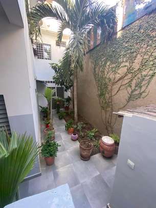 Villa à vendre à SIPRES 2 image 2