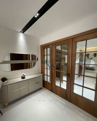 RESIDENCE SEVEN image 15
