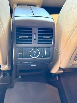 Mercedes Benz GLE400 image 8
