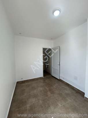 Ref_6198_GL Villa de 214 m² à vendre à la cité Horizon image 3