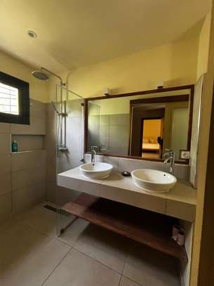 Villa duplex a loue almadie image 4