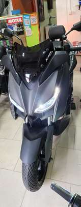 A vendre Yamaha Xmax 125cm3 image 9