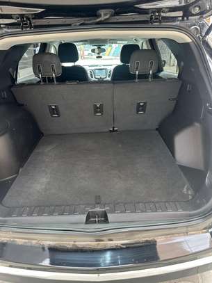 Chevrolet Equinox LT image 4