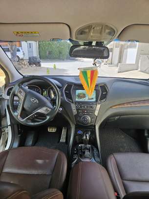 HYUNDAI SANTAFE 2018 image 4