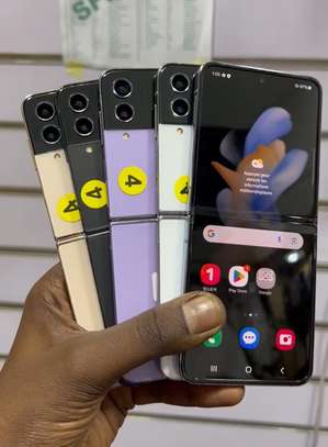 Samsung Galaxy z flip 4 venant 256go ram 8go 5g image 2