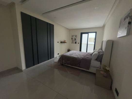 Appartement haut standing à vendre à Ouakam image 10